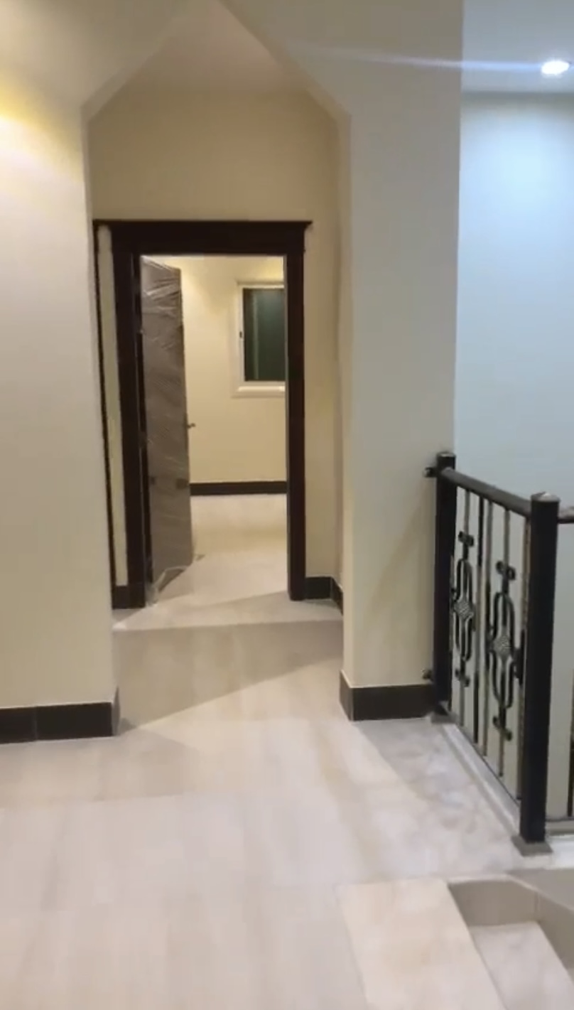 🏠 Duplex Apartment for Rent – Al Nozha District**  